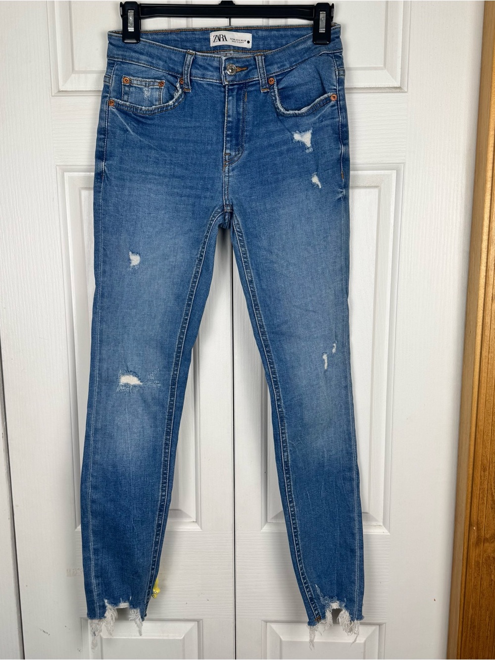 ZARA Skinny Distressed Medium Blue Jeans